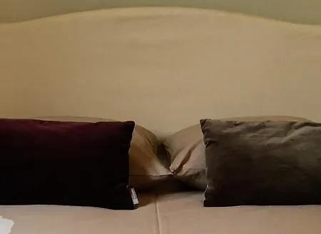 Le Pre Aux Daims فندق مبيت وإفطار 3*